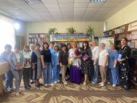 У Бершадській публічній бібліотеці відбулася тепла й натхненна творча зустріч із Тетяною Дугельною (Світлоладою) – українською письменницею, практикуючою психологинею, публіцисткою та громадською діячкою. Це була не просто презентація книг. Це [&hellip;]